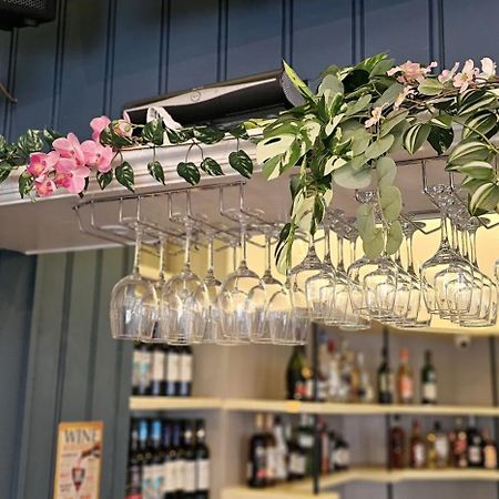 לונדון St Johns Boutique Hotel מראה חיצוני תמונה